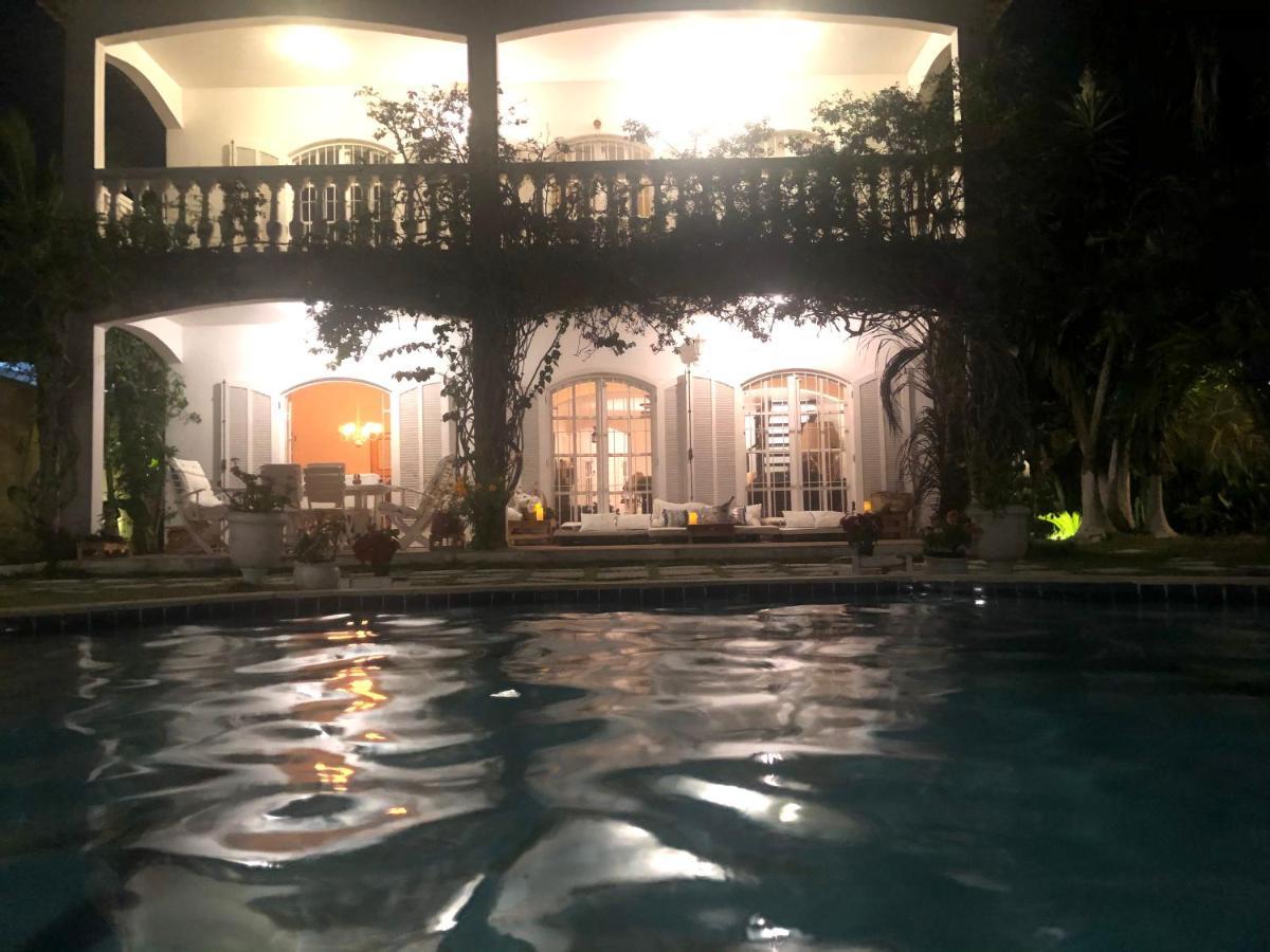Villa Saint Tropez Cabo Frio Exteriör bild